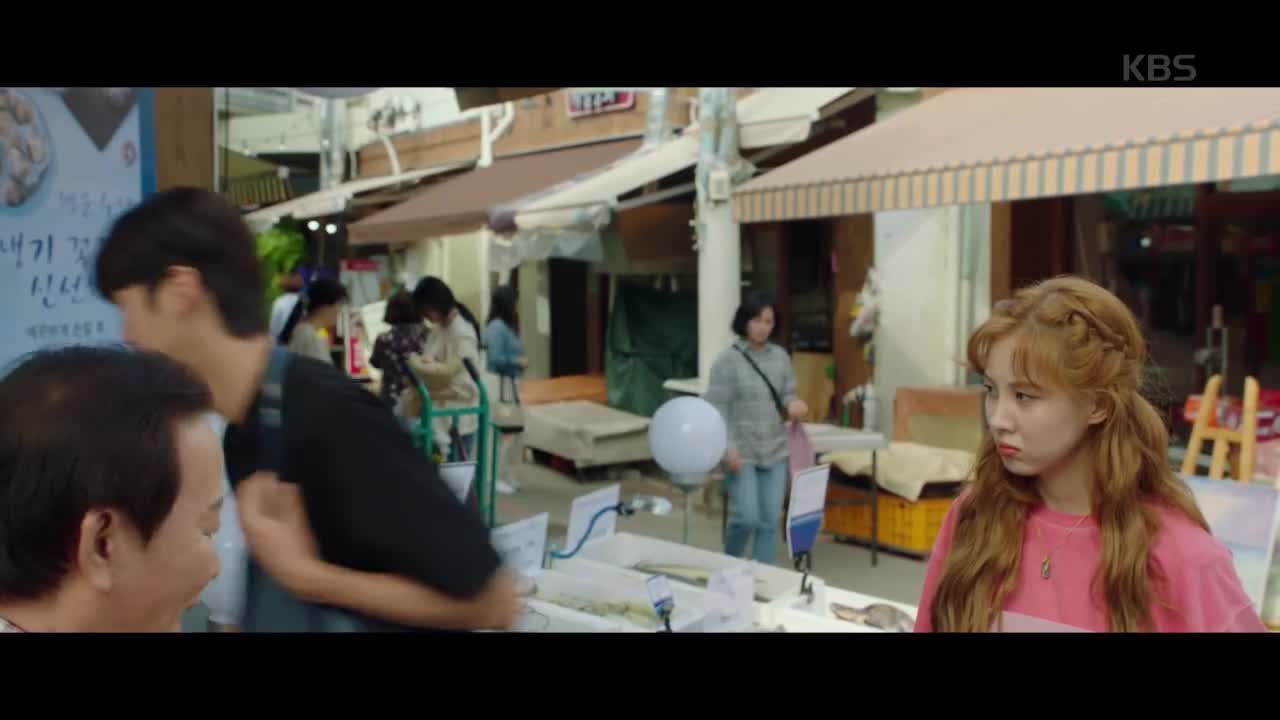 Кадр 4 серии