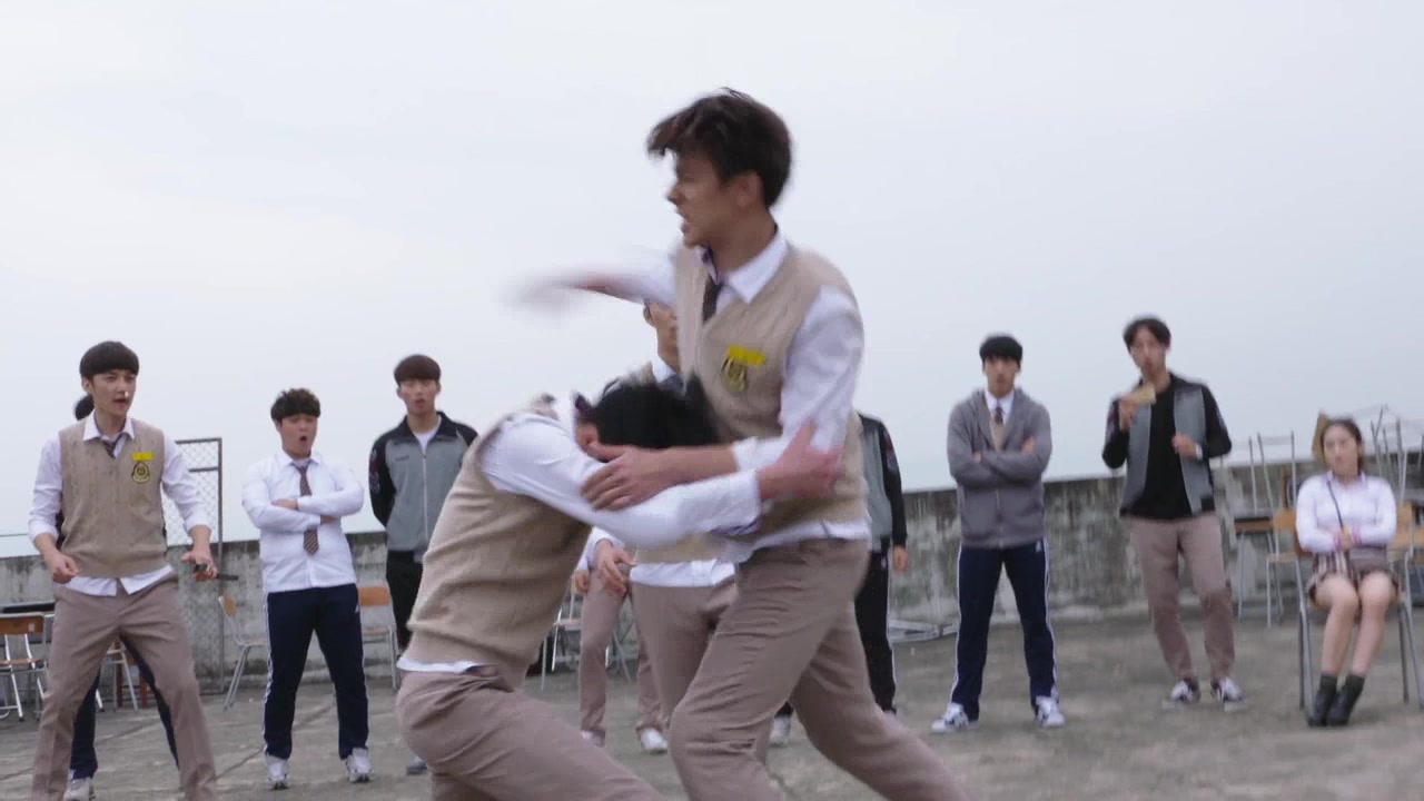 Кадр 4 серии