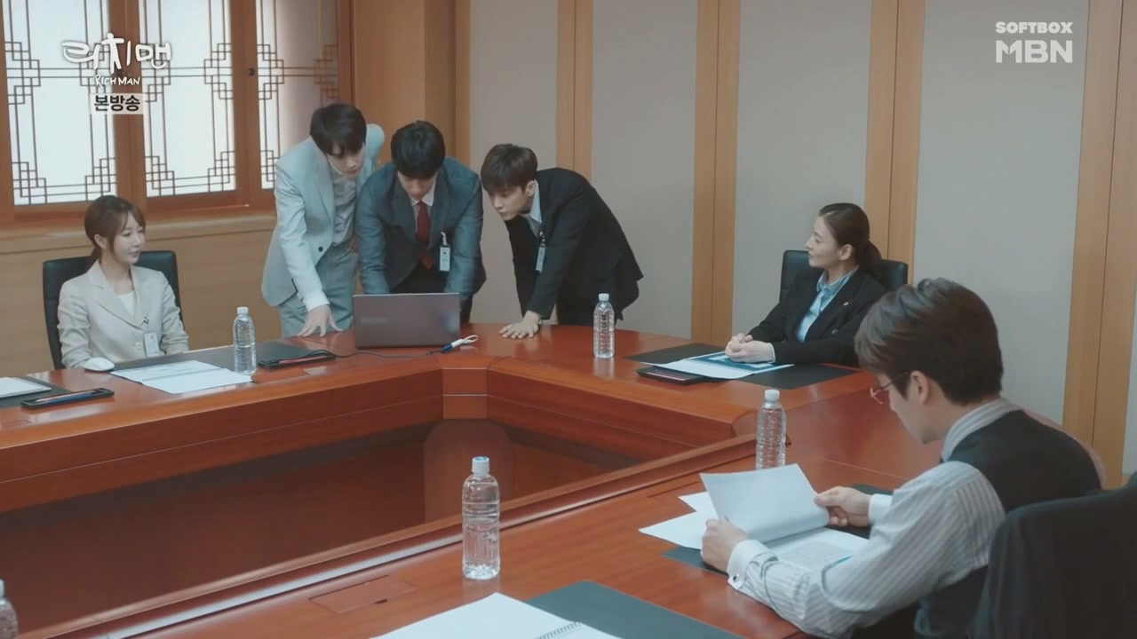 Кадр 14 серии