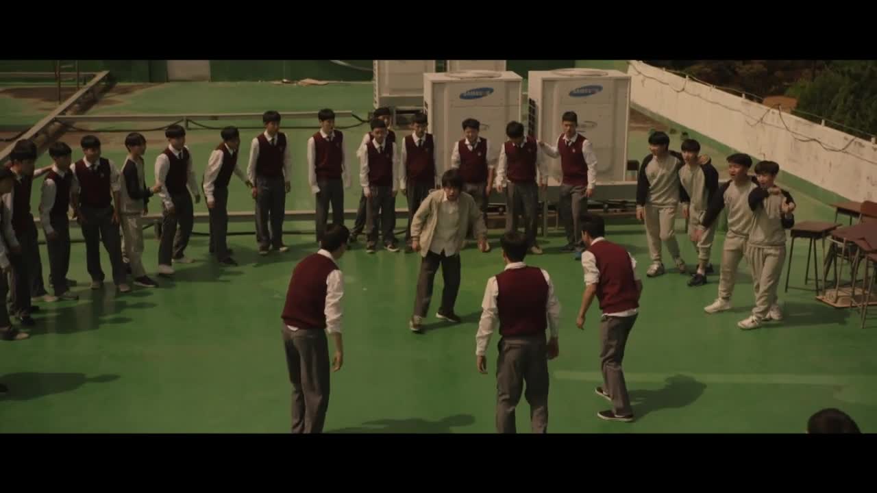 Кадр 10 серии